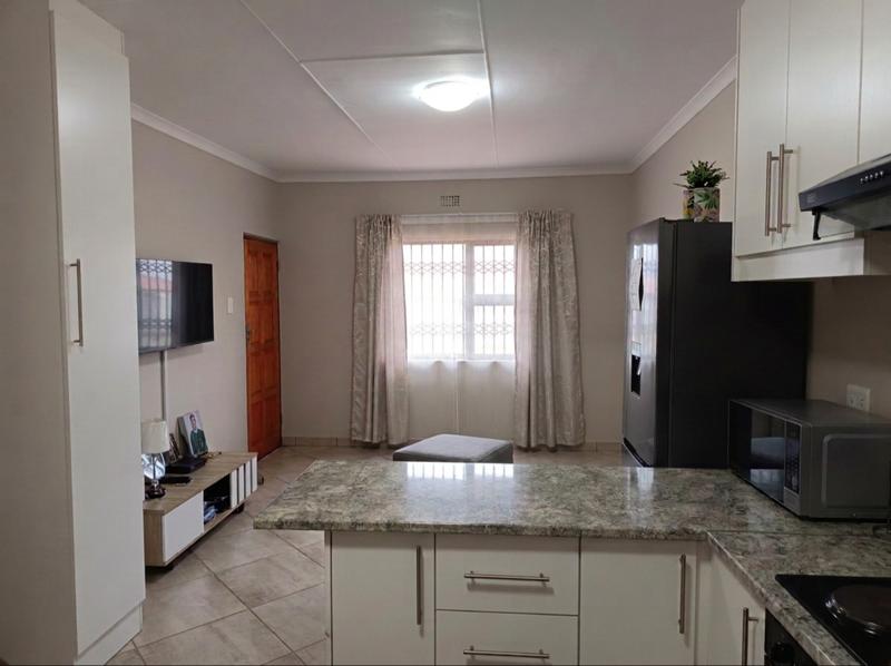 2 Bedroom Property for Sale in Queenstown Central Eastern Cape